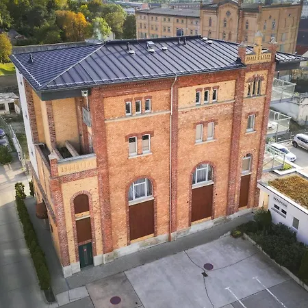 1880 Lofthaus & Apartmenthaus 公寓 *