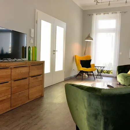 1880 Lofthaus & Apartmenthaus 公寓