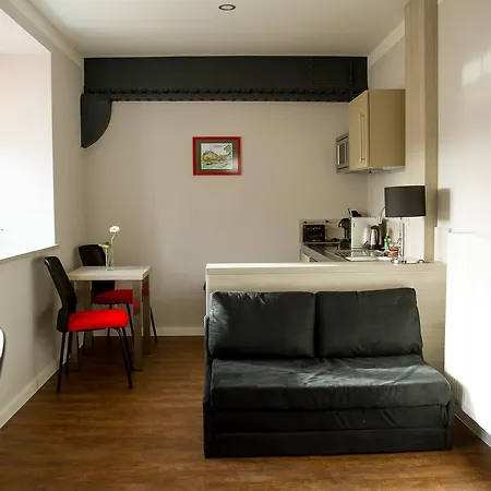 1880 Lofthaus & Apartmenthaus 公寓